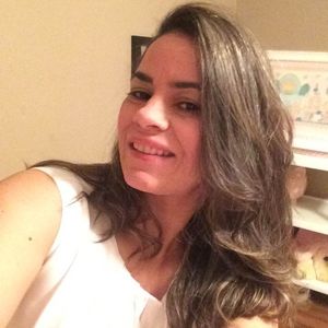 Meet your Posher, Edneia